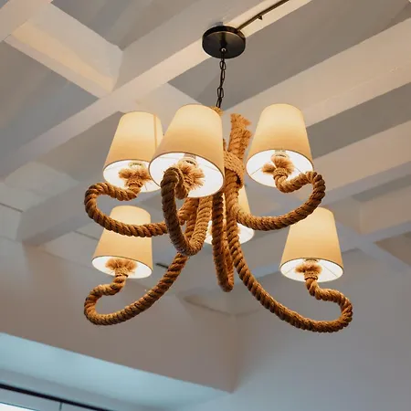 Stylish Getaway In A Mezzanine Flat By The Castle Lissabon